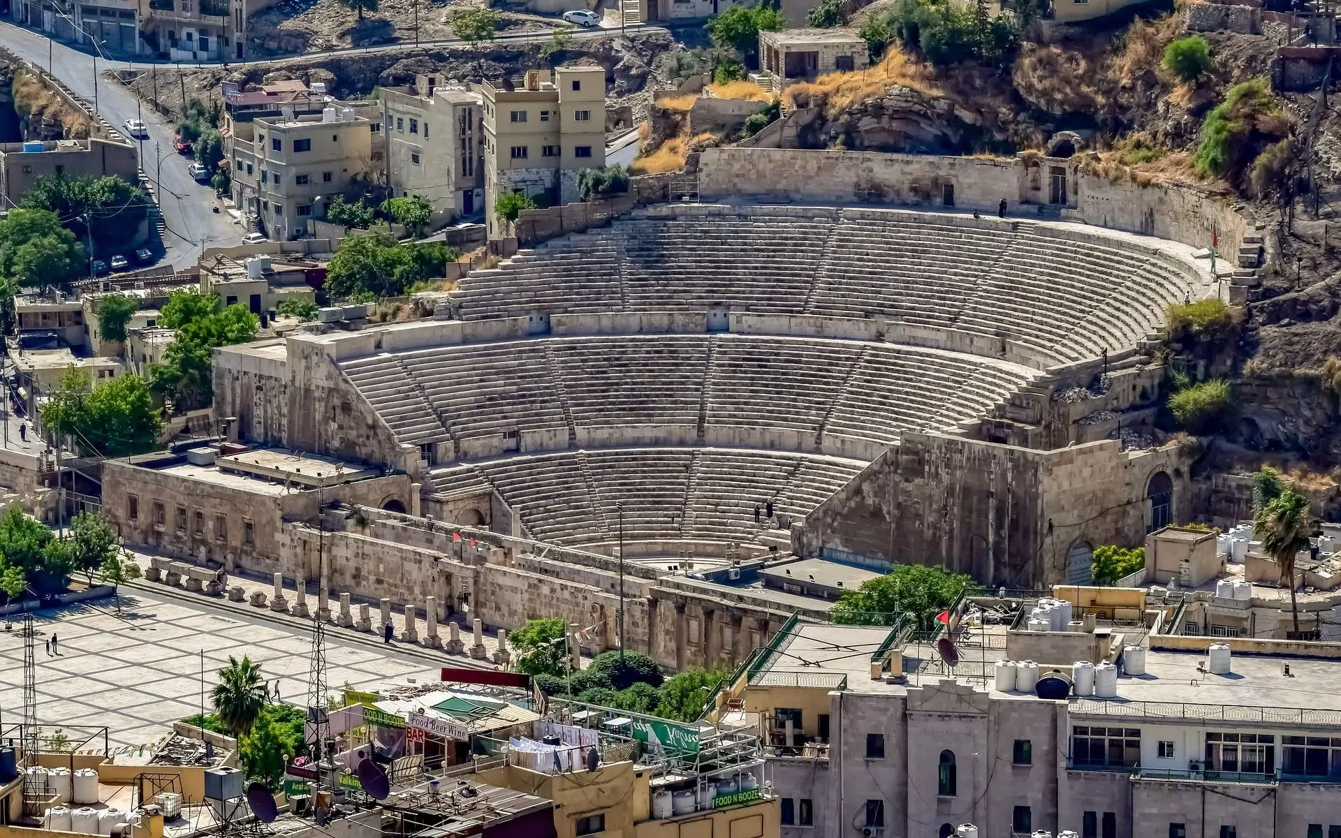https://1001reise.net/wp-content/uploads/2024/01/3.1_roman-theatre-4335414_1920_Amman.jpg
